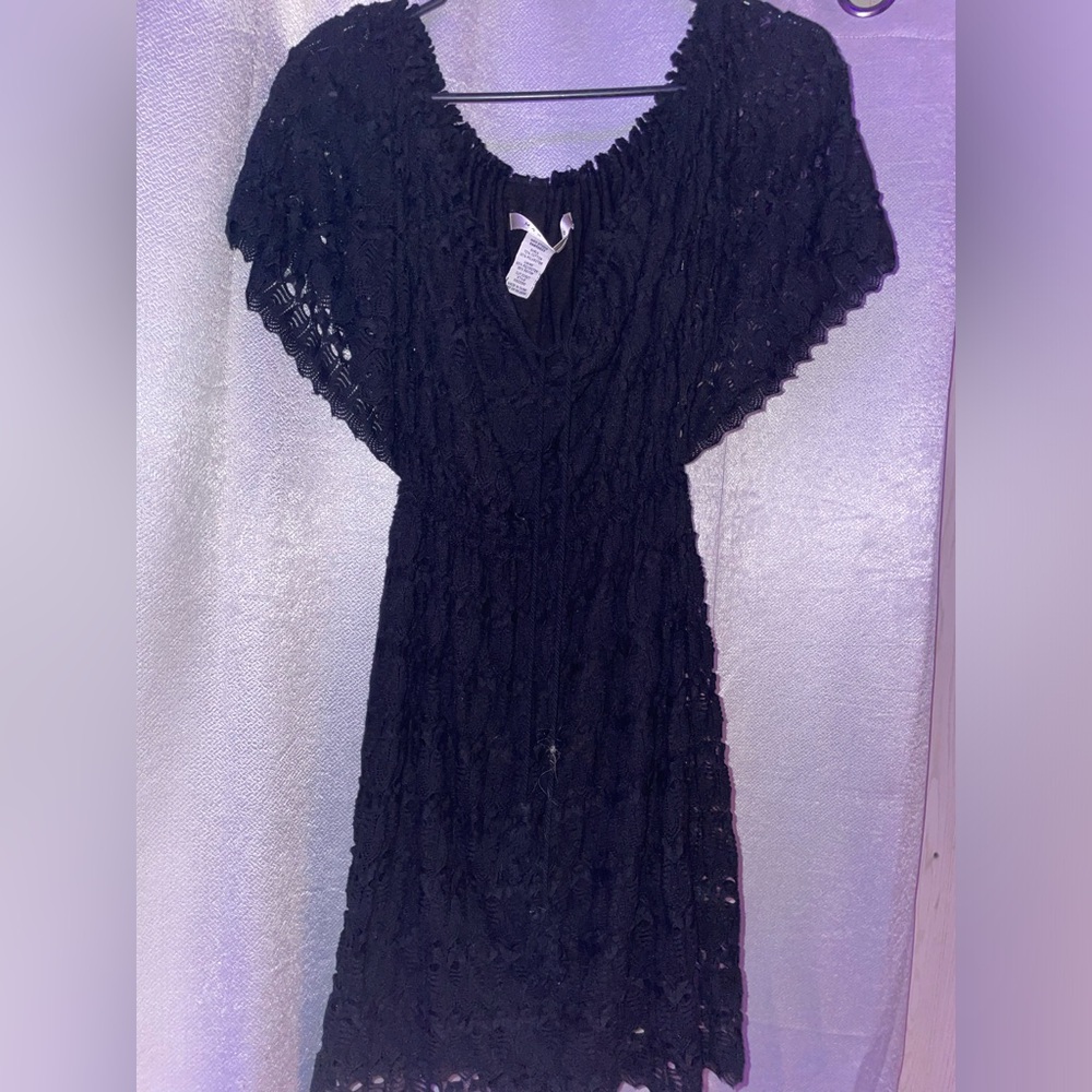Max studio short black dress